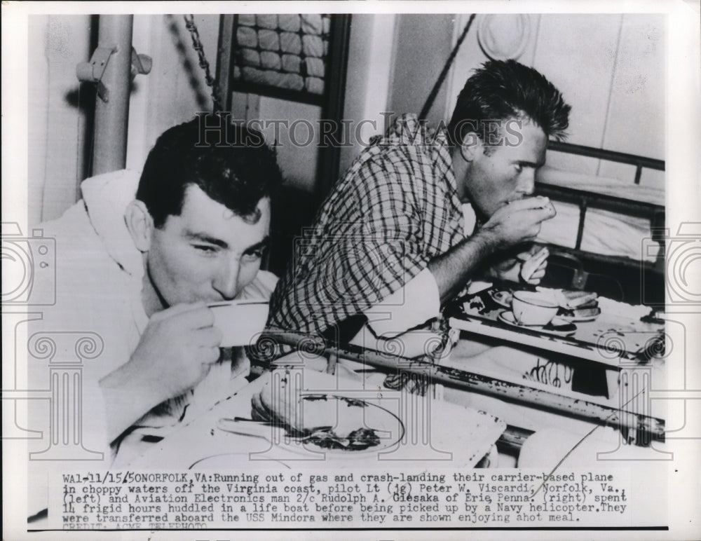1950 Press Photo Sonorfolk Virginia Plane Crash Rudolph A Glesaka Peter Viscardi