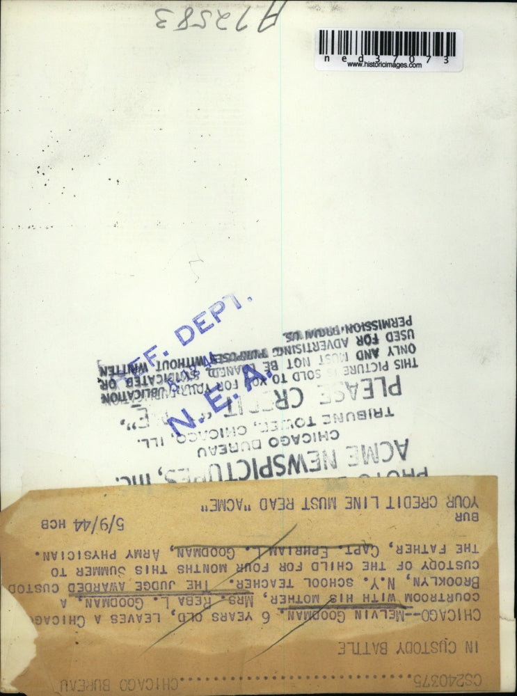 1944 Press Photo Mrs. Reba L. Goodman and his son Melvin Goodman after trial.