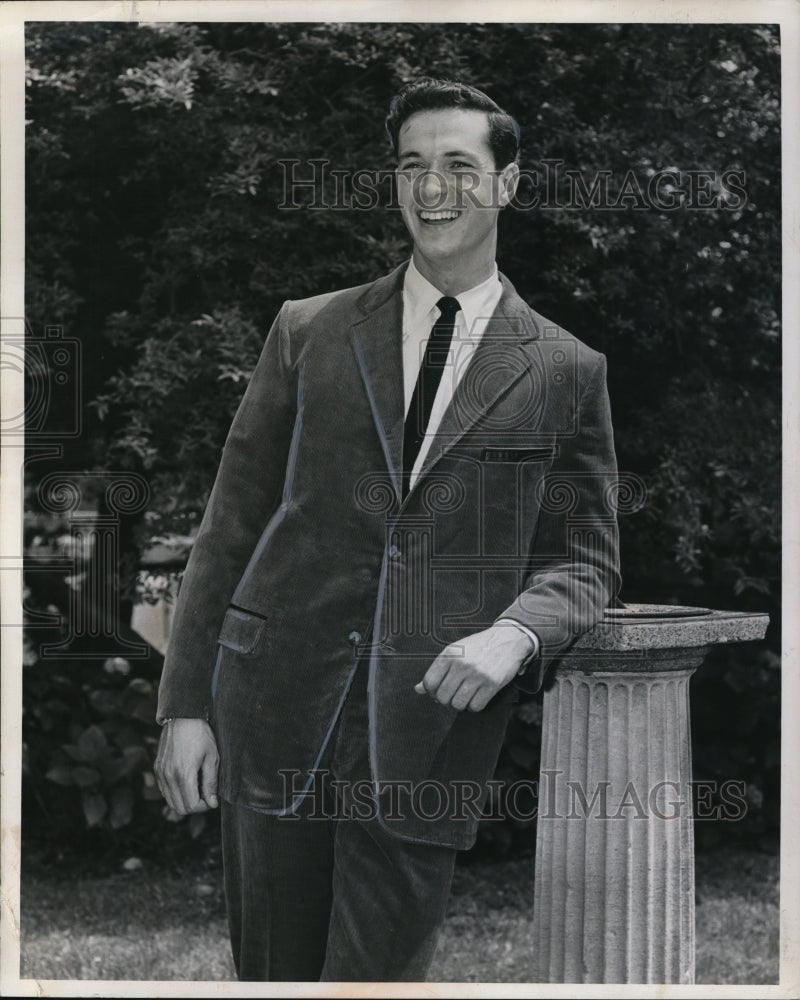 Load image into Gallery viewer, 1955 Press Photo Young man posed wearing Corduroy suit
