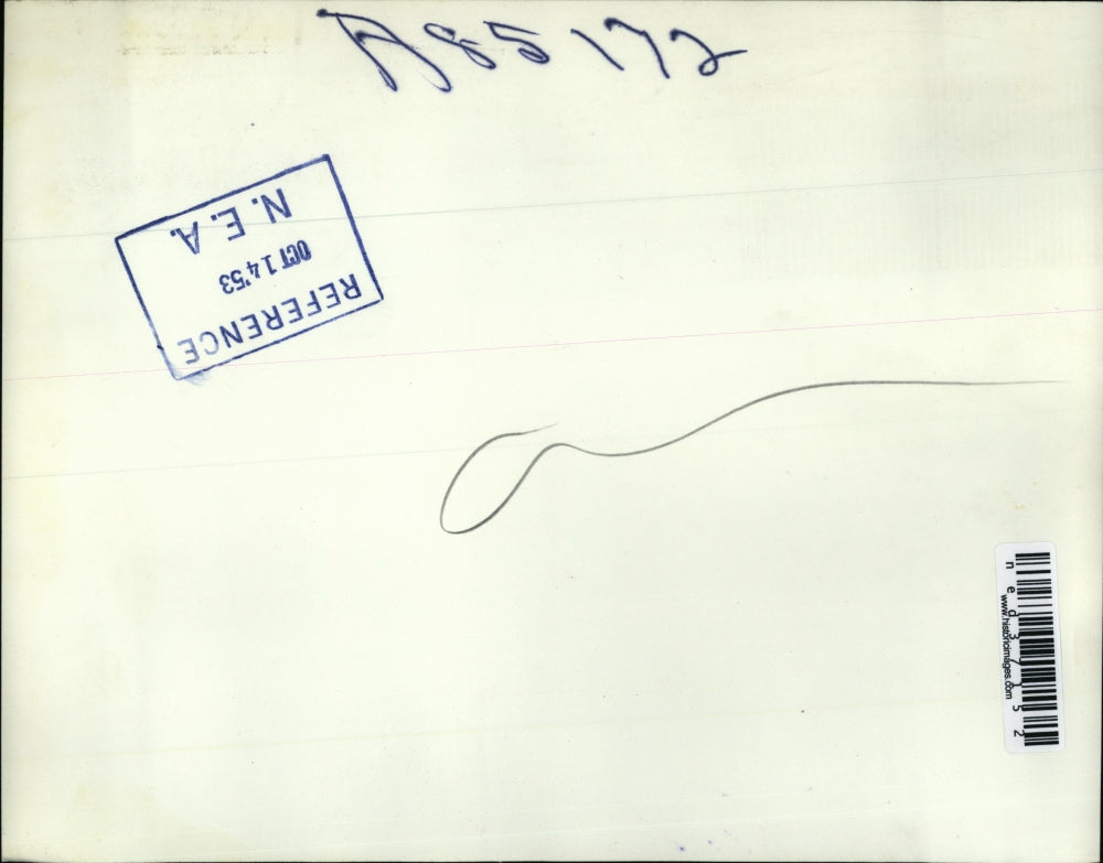 1953 Press Photo Friend Of Bobby Greenloase Pay Their Last Respects