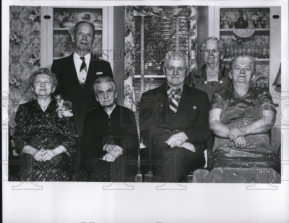 1955 Press Photo Anna Ramsey Fred Weilen Charles Katie Very Long Marriage
