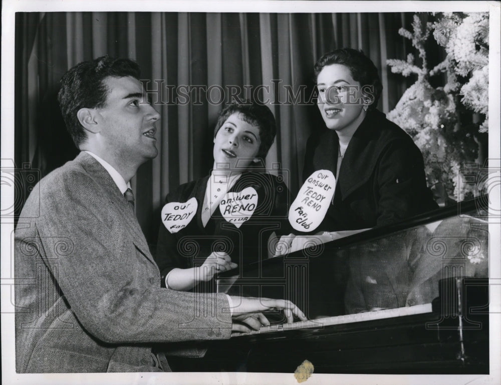 1955 Press Photo Chicago Illinois Ted Reno Italian Donna Zimbler Sandee Levitt