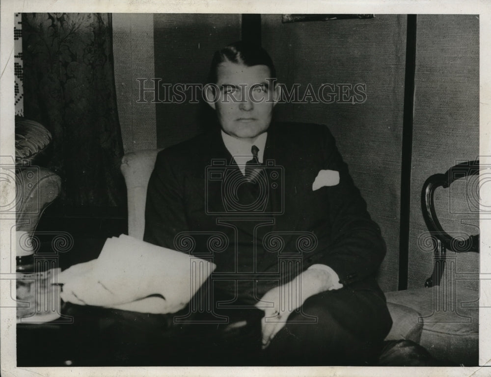 1932 Press Photo Commander Ruser Larsen, Preparing for Antartic Trip
