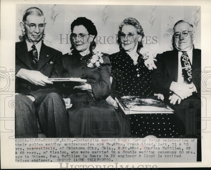 Load image into Gallery viewer, 1948 Press Photo Exchanging memory books during joint celebration of
