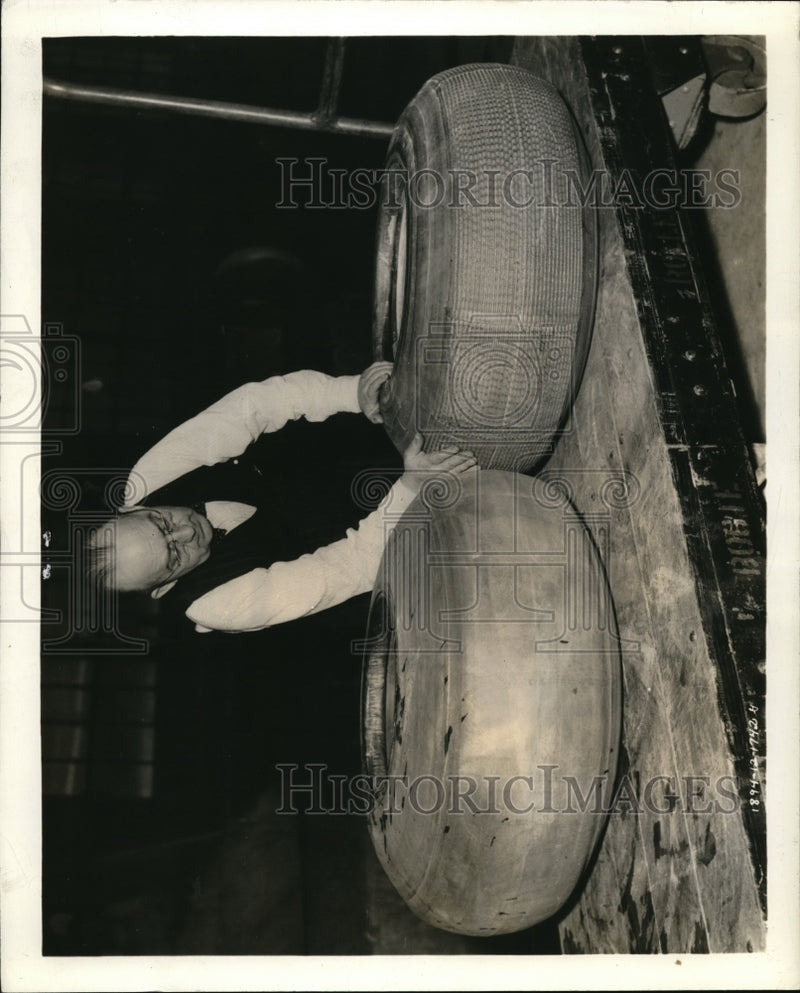 Load image into Gallery viewer, 1943 Press Photo C.J. Burkley of 1857, Goodyear boulevard,
