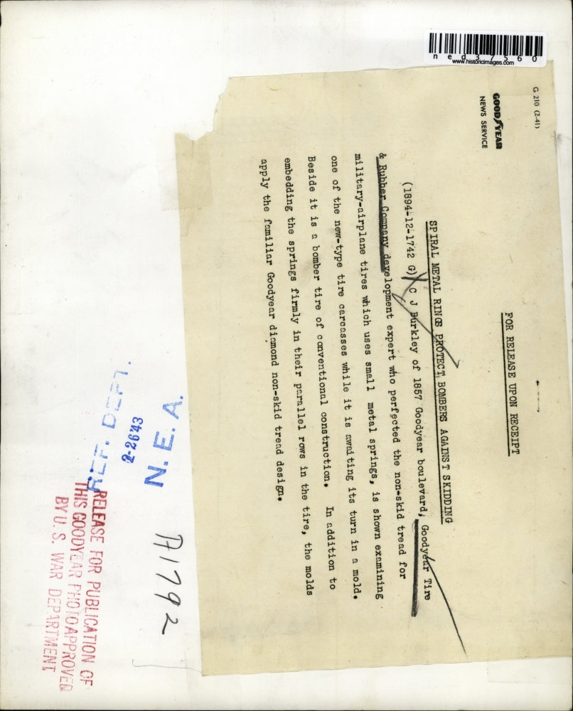 1943 Press Photo C.J. Burkley of 1857, Goodyear boulevard,