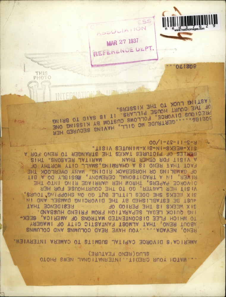 Load image into Gallery viewer, 1937 Press Photo America's divorce capital submits to camera interview.
