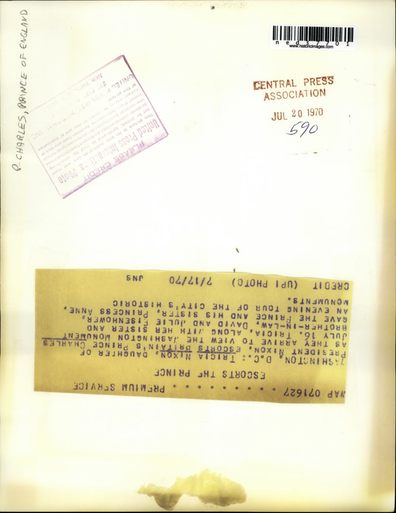 1970 Press Photo Washington DC Tricia Nixon daughter of President Nixon escorts