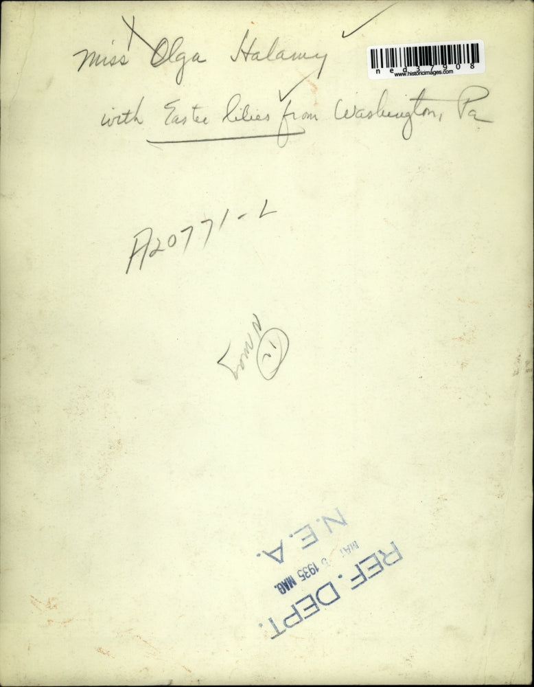 1939 Press Photo Miss Olga Halamy with Eastee Lilies