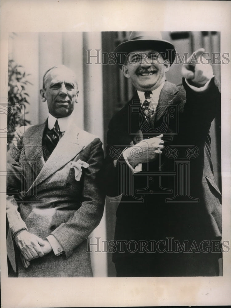 Load image into Gallery viewer, 1937 Press Photo Alfred P. Sloan, President, General Motors and
