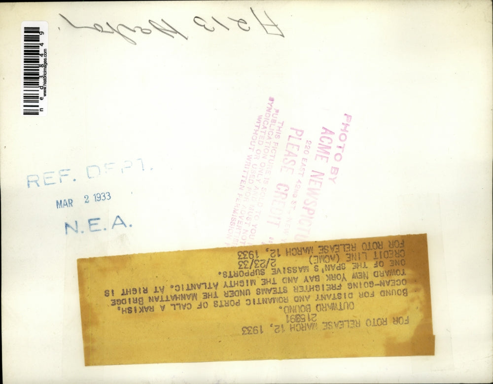 1933 Press Photo Bound for Distant & Romantic Ports of call a Rakish, Ocean