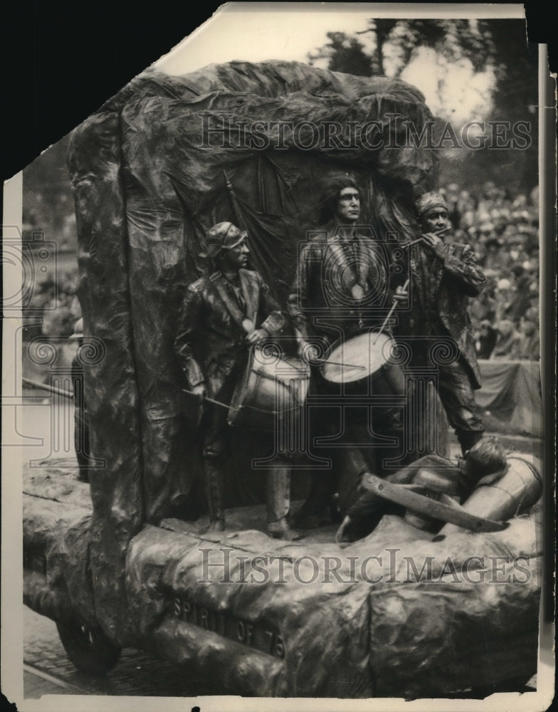 1925 Press Photo A float in a Philadelphia entitled "The Spirit of '76"