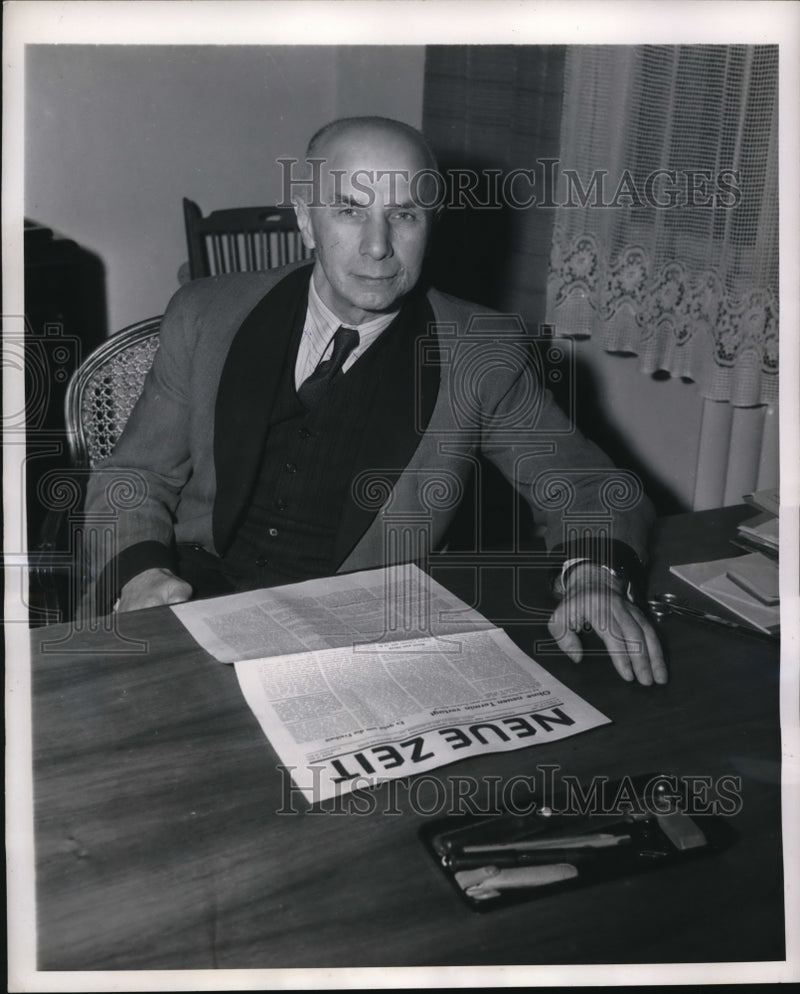 Load image into Gallery viewer, 1948 Press Photo Political Life of Jacob Kaiser Under Russian Rule

