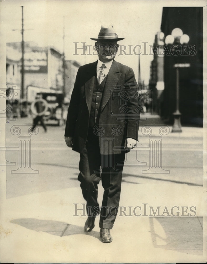1926 Press Photo John Kelly brings his mounts home first