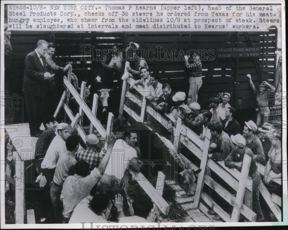 1946 Press Photo Thomas Kearns checks off 38 steers her ordered form Texas