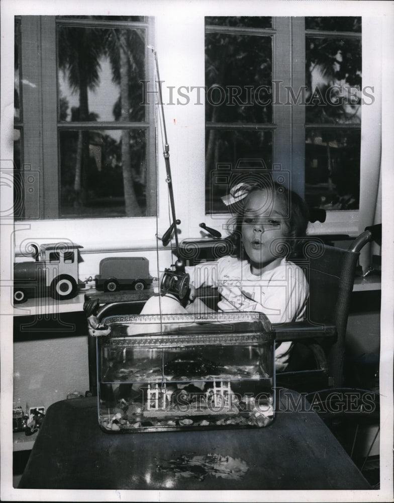 1953 Press Photo Daru Sena, 4 year old daughter of Dr. and Mrs. Richard Sena