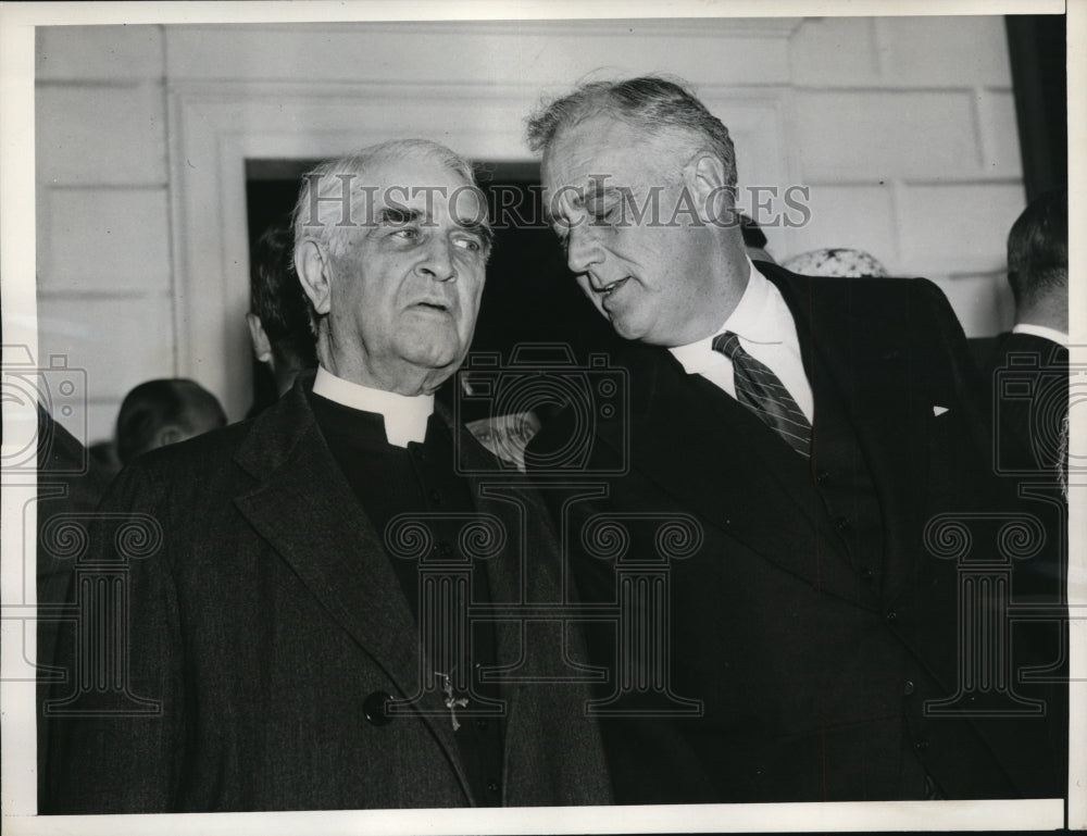 1939 Press Photo Mt Vernon Va President Roosevelt chats with James Shera
