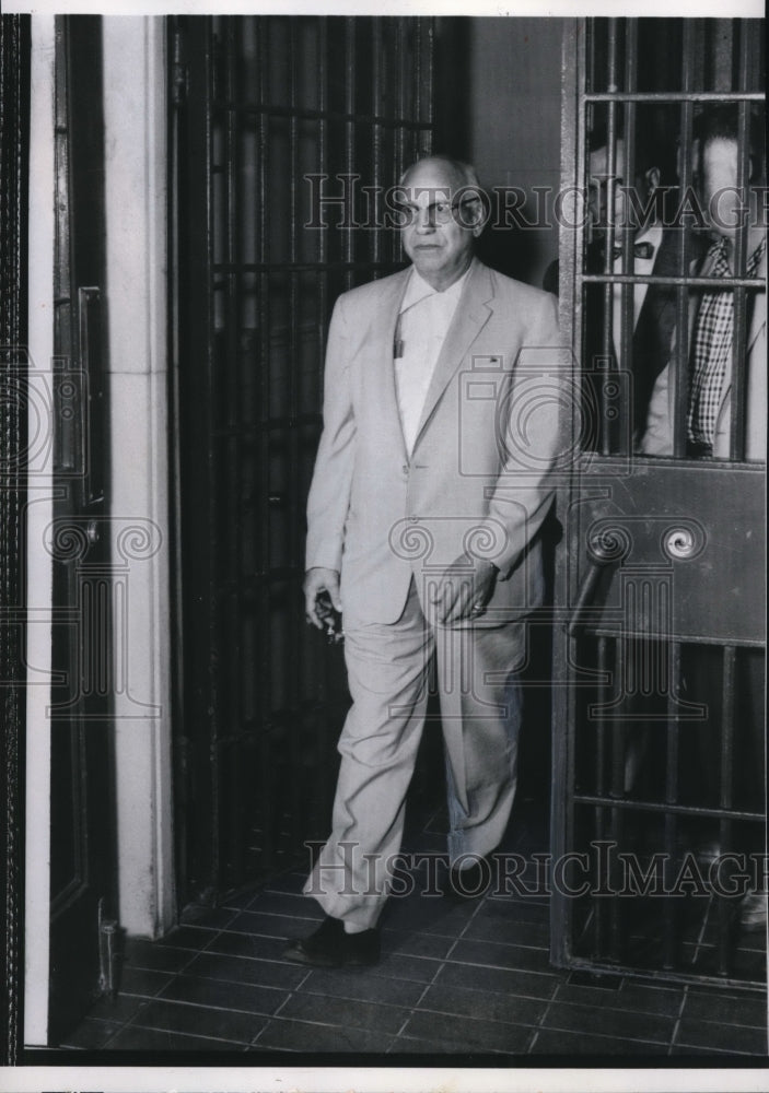 1958 Press Photo ? Kierdorf was booked for possessing a handgun with a silencer