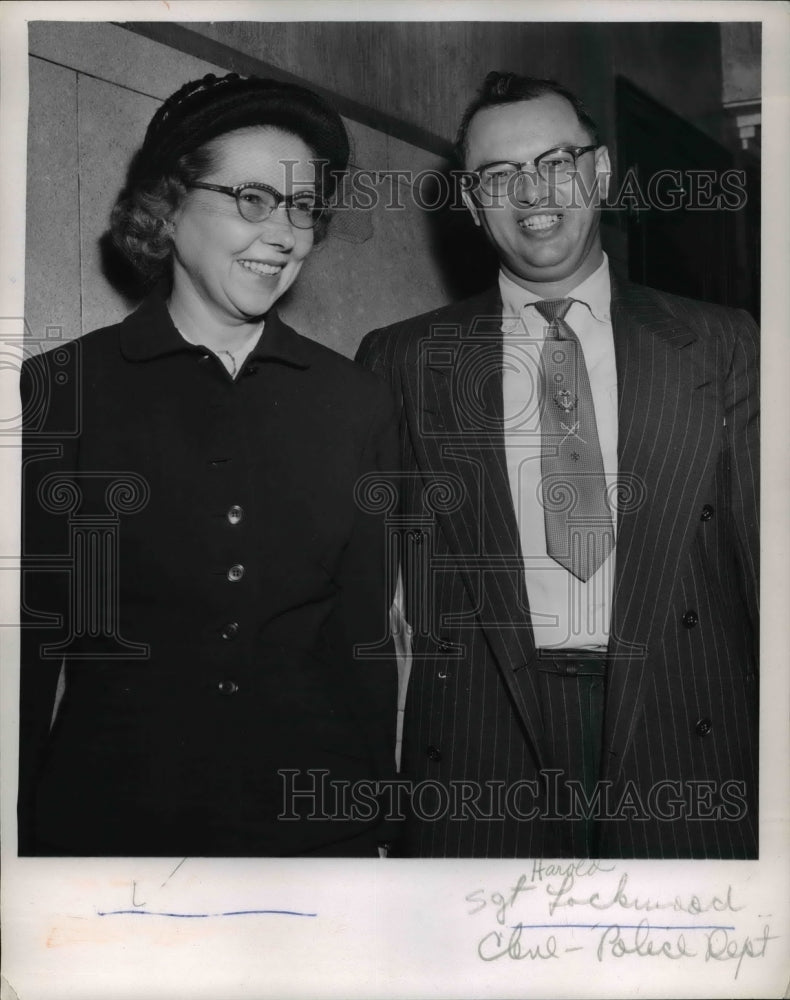 1954 Press Photo Mary Couran, coroner&#39;s lab technician
