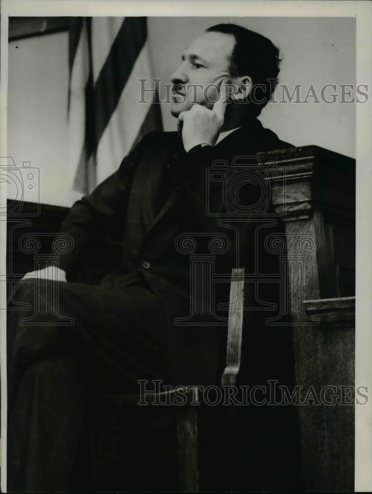 1937 Press Photo J.L. Younghusband Charge Mrs. L.H.C. Younghusband of Infidelity