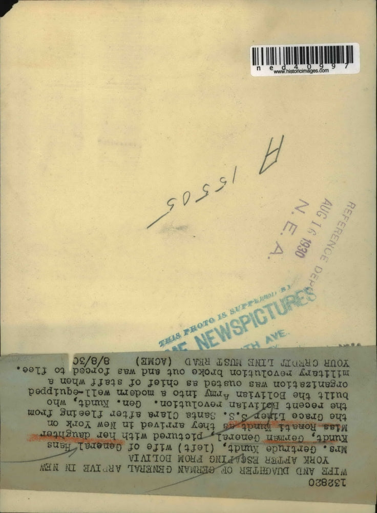 Load image into Gallery viewer, 1930 Press Photo Gertrude Kundt, Ronati Kundt Flee Bolivian Military Revolution

