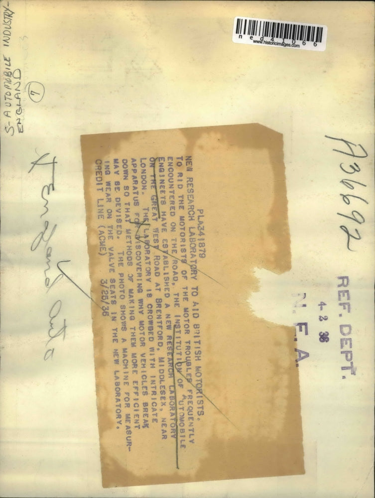 1936 Press Photo New Institution of Automobile Engineets laboratory