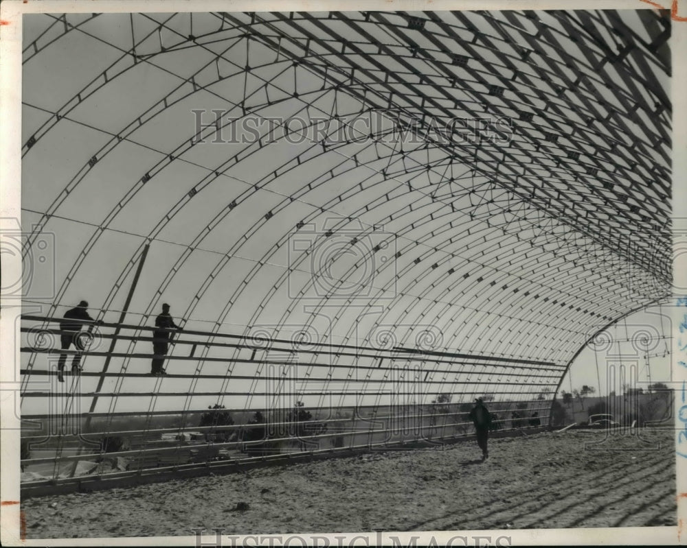 1952 Press Photo Construction of Quonset building outside Topaka city limits
