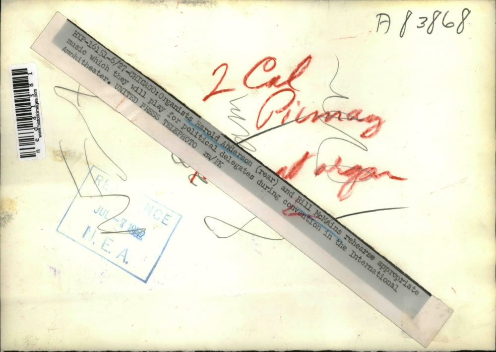 1952 Press Photo Chicago Organists Harold Anderson and Bill McMains rehearse