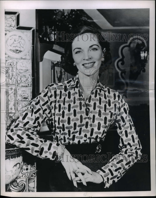 1954 Press Photo Handsome shirt from the Resort Collection of Digby Morton for