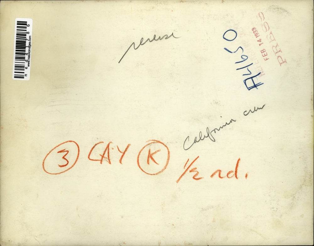 1933 Press Photo Workers At Dock In California