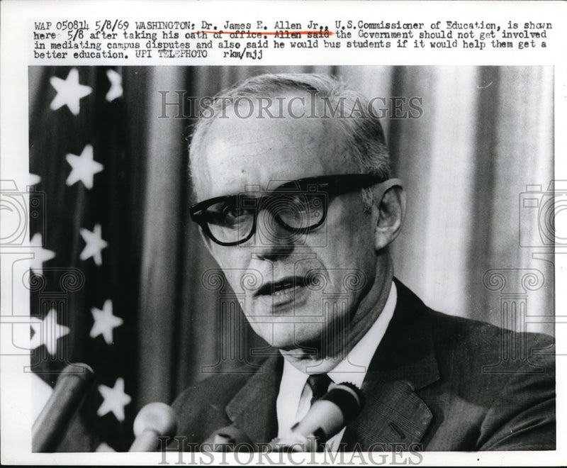 Load image into Gallery viewer, 1969 Press Photo Dr. James E. Allen Jr. as US Commissioner of Education
