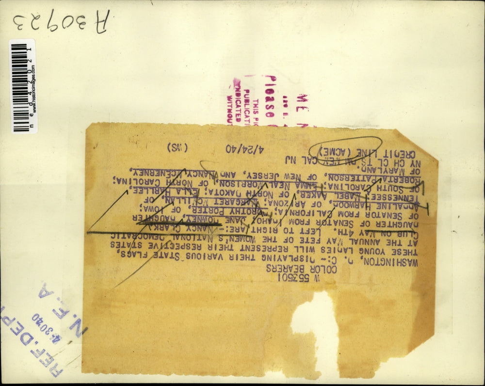 1940 Press Photo Washington DC Displaying their various state flags these young