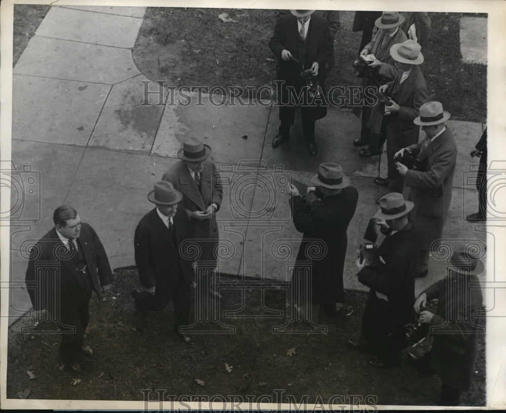 1927 Press Photo Willis Beach on Way to Court from Atlantic County Prison
