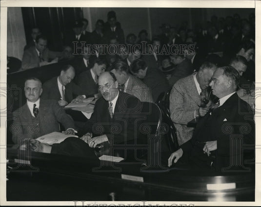 1934 Press Photo H. F. Beebe left Foreign Manager of the Winchester Repeating