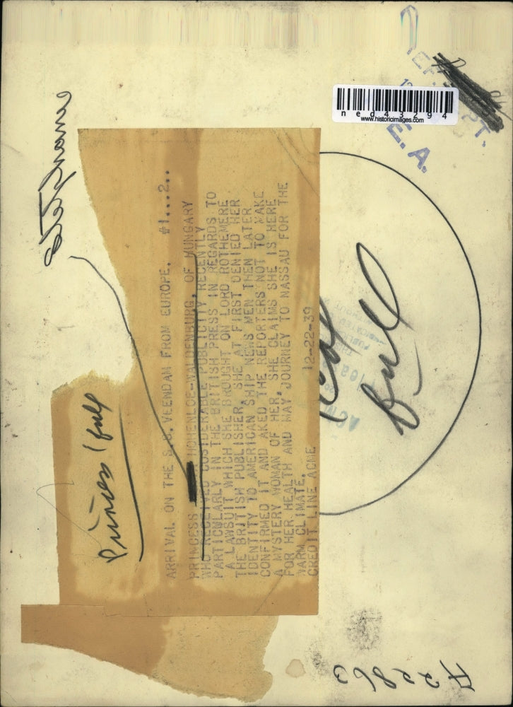 1939 Press Photo Princess Hohenloe-Waldenburg of Hungary posed for a picture