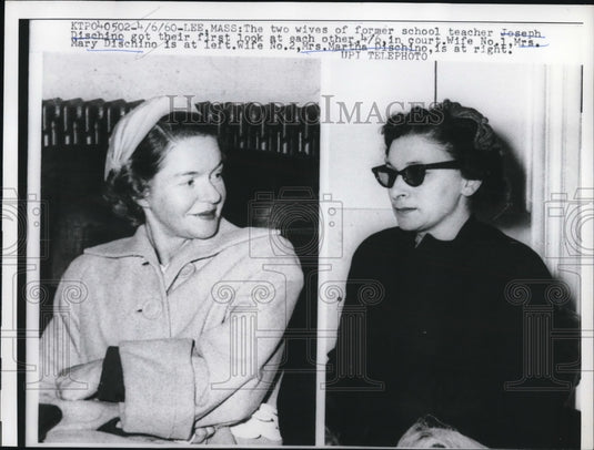 1960 Press Photo Two wives of former school teacher Joseph Dischino in court,