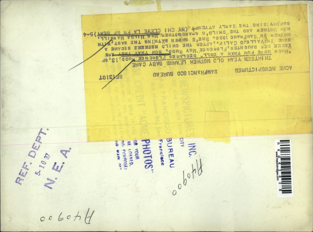 1937 Press Photo Thirteen year old mother learns baby care