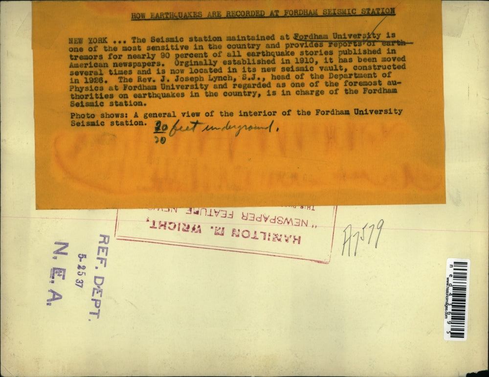 1937 Press Photo General View Of Interior Of Fordham University Seismic Station