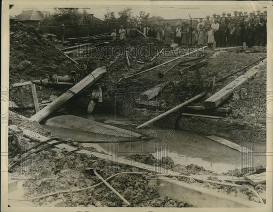 1926 Press Photo Two People Die In Toronto Explosion