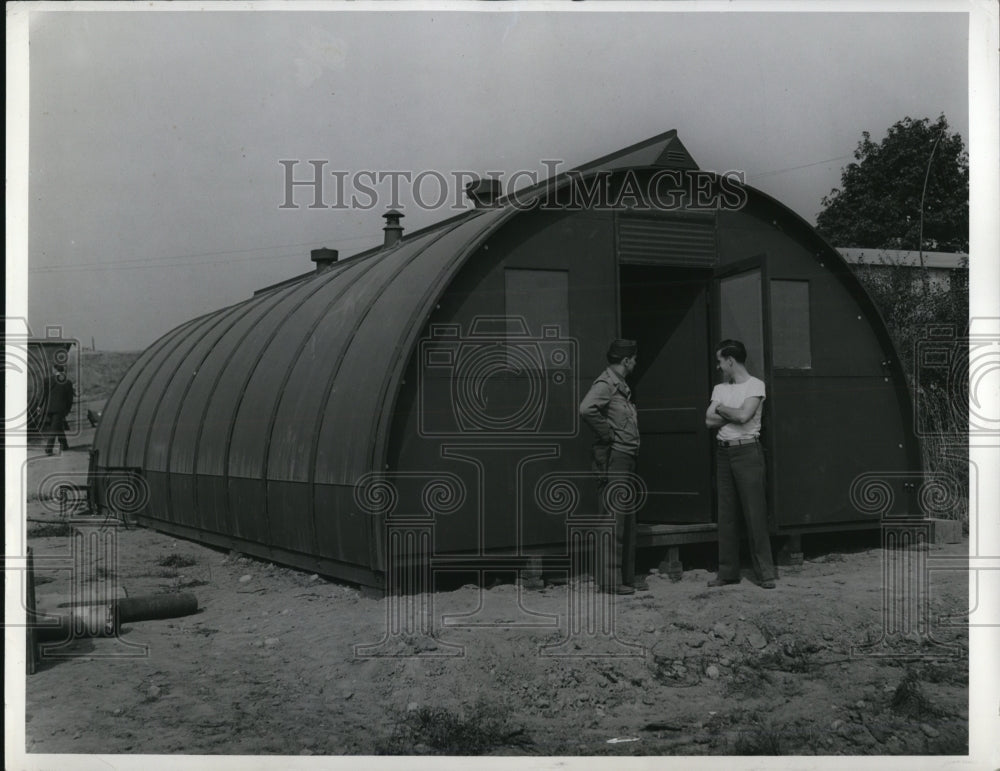 1942 Press Photo New Army Portable Huts made of steel