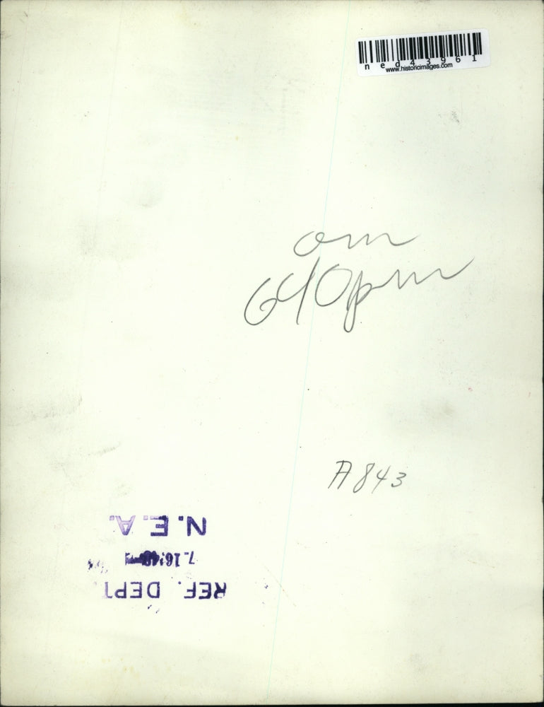 1948 Press Photo Atlanta Mrs Louise Densmore sobs as she receives her son Ray,