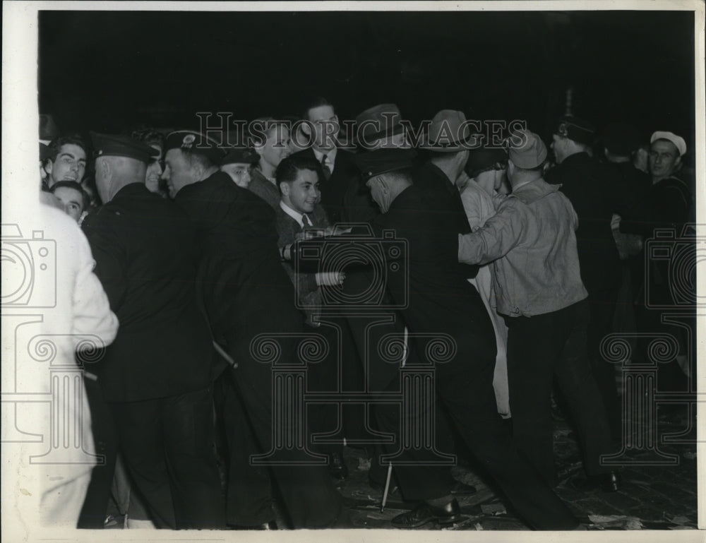 1936 Press Photo Police Keeping Spectators Back At Forty and Eight Parade