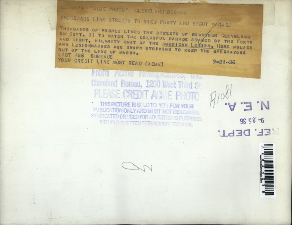 1936 Press Photo Police Keeping Spectators Back At Forty and Eight Parade