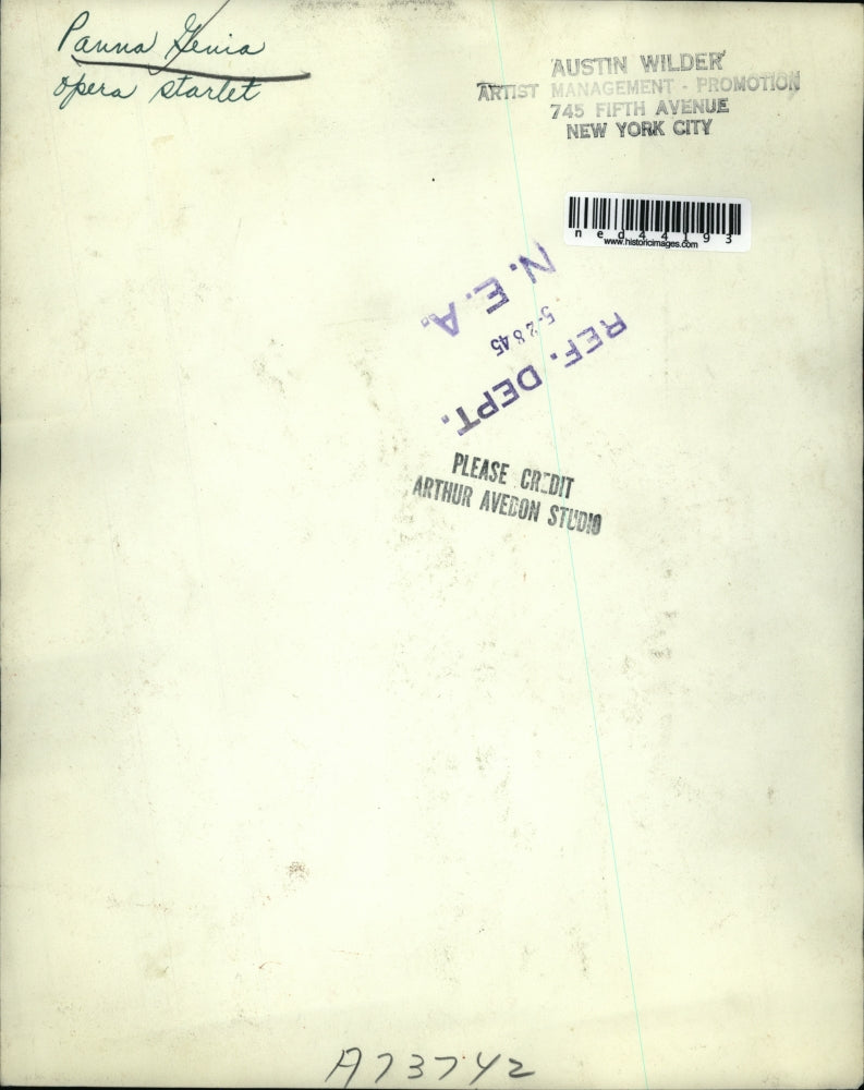 1945 Press Photo Panna Geuia, Opera Starlet