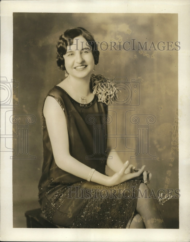 1928 Press Photo Mlle. Armand, the dazzling visitor from Paris