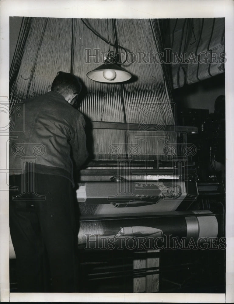 1947 Press Photo Silk loom in Gera, Germany- Historic Images