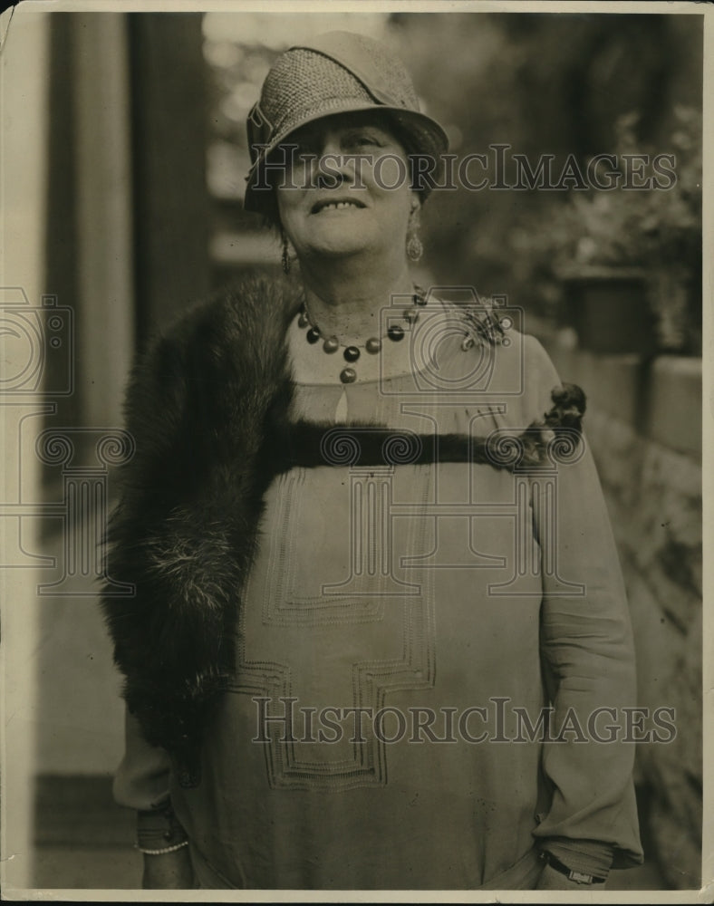 1928 Press Photo Close up of Mrs.Edward Everett Ganm