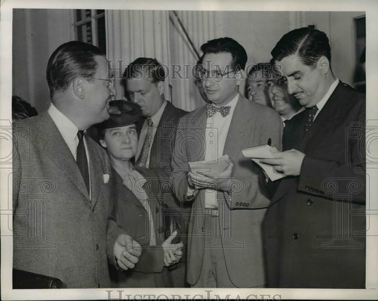 1946 Press Photo OPA Administrator Paul Porter talks about Meat Shortage