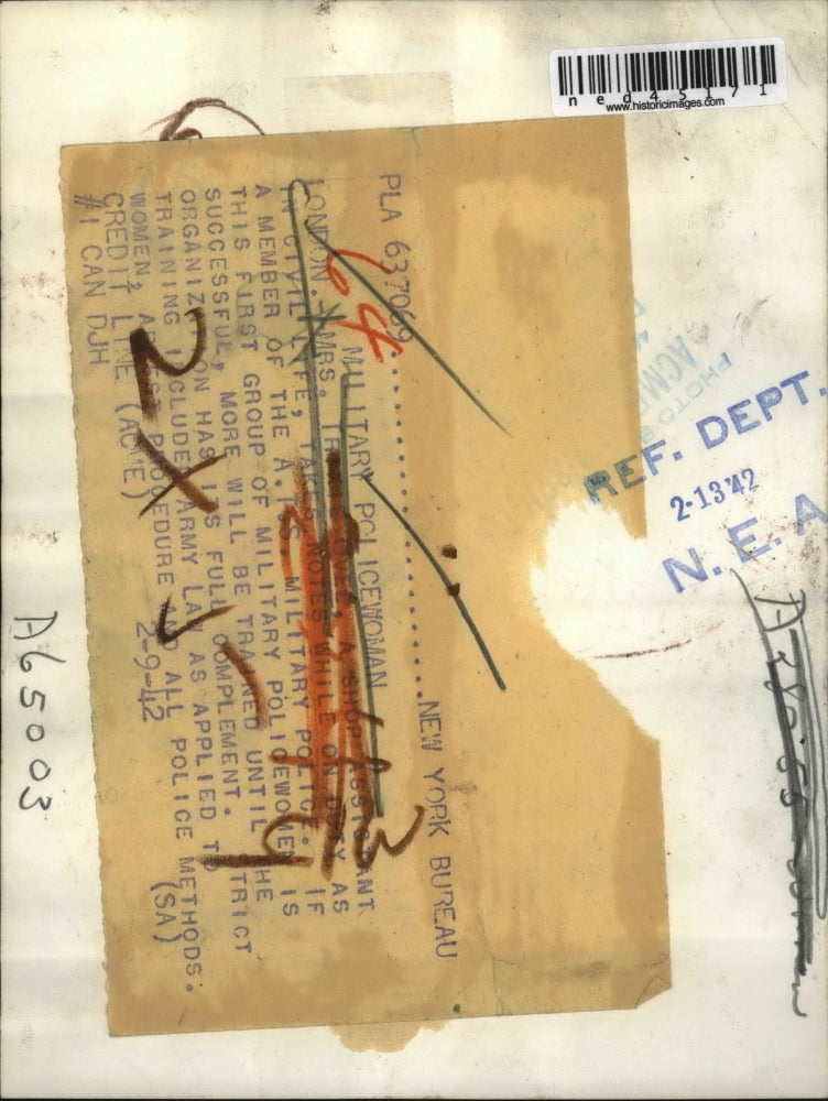 1942 Press Photo Trixie Ovel Newly Trained Military Policewoman