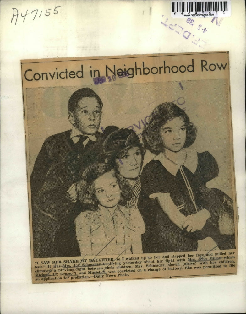 1938 Press Photo Mrs Schmader with her children, Michael, Grace and Muriel